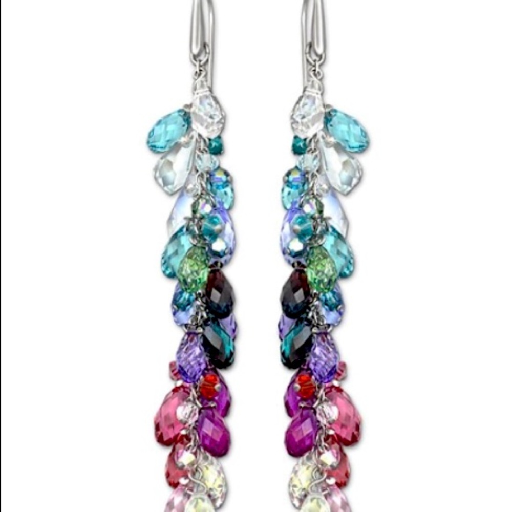 ISO Swarovski Niagara Earrings and Necklace if possible